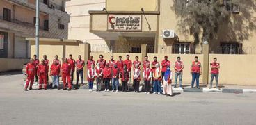 فريق الهلال الأحمر المصري لمساعدة الفلسطينيين