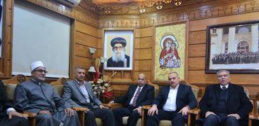 رئيس جامعة المنيا يقدم التهنئة بعيد الميلاد