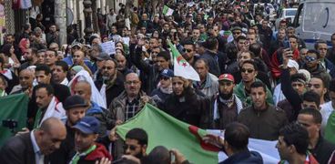 مظاهرات جديدة في الجزائر عشية انتهاء مهلة الترشح للانتخابات الرئاسية