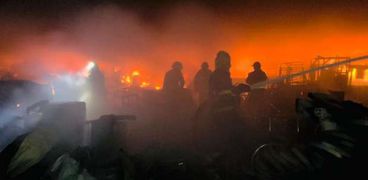 حوادث وكوارث: حريق بالعراق يسفر عن مقتل شخصيين.. وزلزال يضرب تركيا