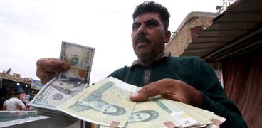 العملة الإيرانية