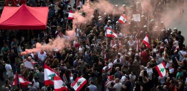 صورة من التظاهر في لبنان