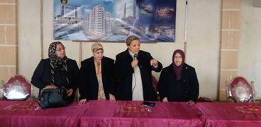 "القومي للمرأةبالإسكندرية"يعقد لقاءا لـ"أسس التربية"بـ"بشاير الخير"
