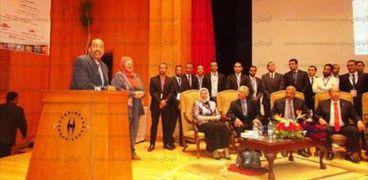 وزير التنمية المحلية يشهد ختام مؤتمر "الطب التكاملي" في أسوان