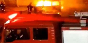 السيطرة على حريق السيارة في الإسكندرية