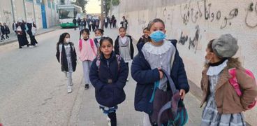 طلاب المدارس فى فلسطين