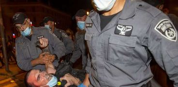 اشتباكات الشرطة الإسرائيلية والمتظاهرين