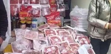 الدواجن واللحوم في سيارات وزارة التموين