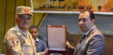 تكريم أسر الشهداء ومصابي العمليات الحربية في محافظة الأقصر