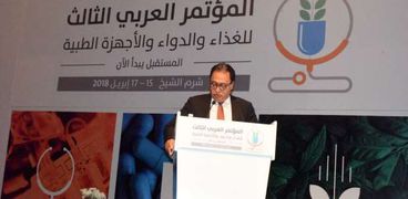 أحمد عماد الدين خلال كلمته في  المؤتمر