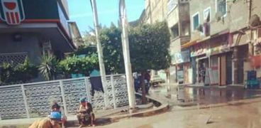 سحب مياه الأمطار من شوارع مدينة عزبة البرج