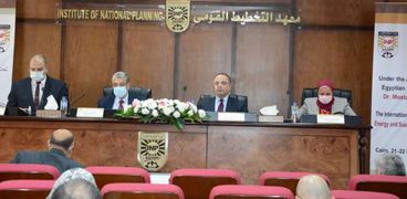 وزيرة التخطيط:توقعات عالمية بتحقيق اقتصاد مصر معدل نمو موجب نهاية 2020