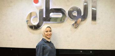 سمر صالح صحفية الوطن الفائزة بجائزة الصحافة العربية فئة الشباب