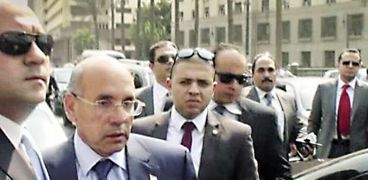 «هلال» لحظة القبض عليه بميدان التحرير