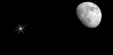 القمر الصغير سيبقى في مدار الأرض لمدة عام