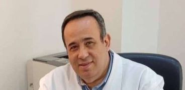 الطبيب الراحل أحمد اللواح