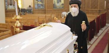 وفاة الانبا سلوانس رئيس دير الشايب