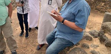 الدكتور زاهي حواس في جولة في مواقع الآثار السعودية