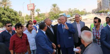 محافظ القاهرة يتفقد أعمال تطوير وتوسعة شارع الحجاز بمصر الجديدة والنزهة