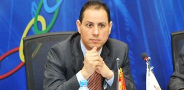 الدكتور محمد عمران رئيس مجلس إدارة البورصة المصرية