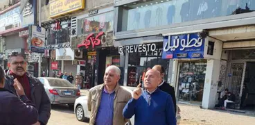 جولة نائب محافظ القاهرة في الألف مسكن