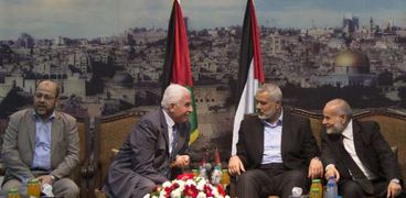 اجتماع سابق بين قيادات «فتح» و«حماس»