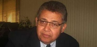 الدكتور أشرف الشيحي وزير التعليـم العالي والبحث العلمي