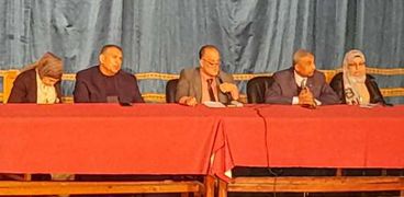 اجتماع رؤساء لجان الشهادة الإعدادية في الإسماعيلية