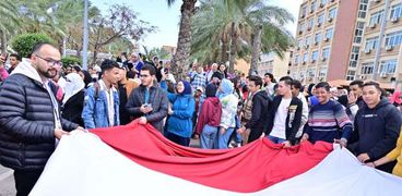 شباب الإسكندرية خلال المسيرة