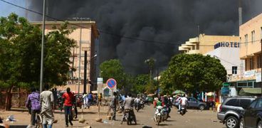 قتلى وجرحى في هجمات ضد السفارة الفرنسية وقيادة الجيش في بوركينا فاسو
