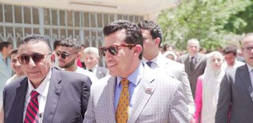 وزير الشباب والرياضة أشرف صبحي