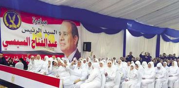 الرئيس السيسى أطلق مبادرة «مصر بلا غارمات»