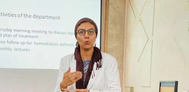 الدكتورة شيرين عمراستشاري الكلي بمستشفى كهرباء ألماظة