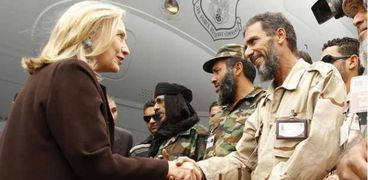 هيلاري كلينتون في زيارة إلى ليبيا