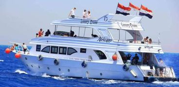 الرحلات البحرية في شرم الشيخ تجذب السياح