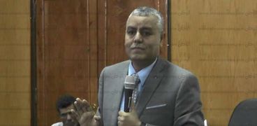 الدكتور يوسف الغرباوي رئيس جامعة جنوب الوادي بقنا