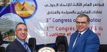 محافظ الإسكندرية ووزير القوي العاملة يفتتحان المؤتمر العام الثالث للإتحاد الدولي لنقابات العاملين بالسياحة والفنادق
