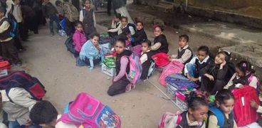 مبادرة توزيع 1000 حقيبة مدرسية