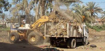 رفع 40طن قمامة من شوارع"العجوزين" ضن مبادرة"قرية نظيفة"فى كفر الشيخ 