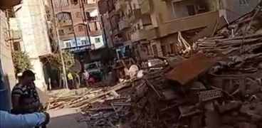 انهيار منزل في مدينة ملوي بالمنيا