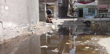 مياه الصرف الصحي تحاصر مساكن الجون القديمة بالفيوم