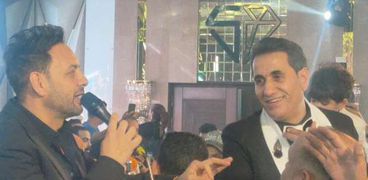 مصطفي قمر يحيي حفل زفاف نجل أحمد شيبة