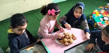 أجواء العيد في حضانة أطفال بكفر الشيخ