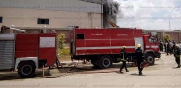 حريق داخل مصنع عطور بقرية شبرا بلولة بالغربية