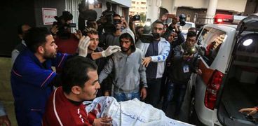 بالصور| 3 شهداء فلسطينيين و560 مصابا خلال مواجهات "جمعة الغضب الثانية"