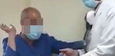 النيابة العامة تقرر حبس المشاركين في فيديو التنمر على الممرض