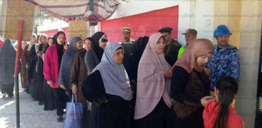مشاركة قوية للمرأة البحراوية في الانتخابات