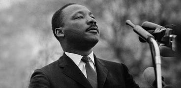 ذكرى ميلاد المناضل الأمريكي مارتن لوثر كينج تحل وسط استمرار آثار العنصرية