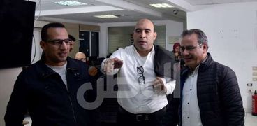 الإعلامي جابر القرموطي والكاتب الصحفي أحمد الخطيب رئيس تحرير «الوطن»