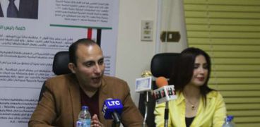 الدكتور أحمد إبراهيم  رئيس مجلس إدارة  الأكاديمية المصرية العربية